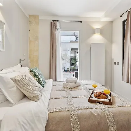 Bnbnova - Le Marais & Place Des Vosges * Париж