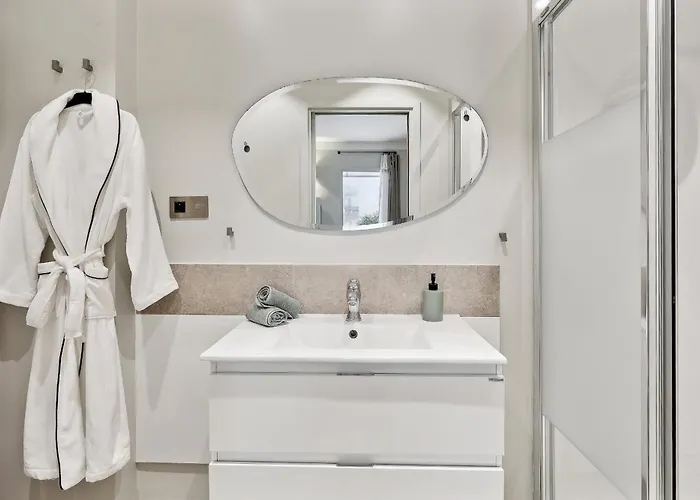 Bnbnova - Le Marais & Place Des Vosges アパート